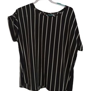 SHEIN Black and White Striped Top